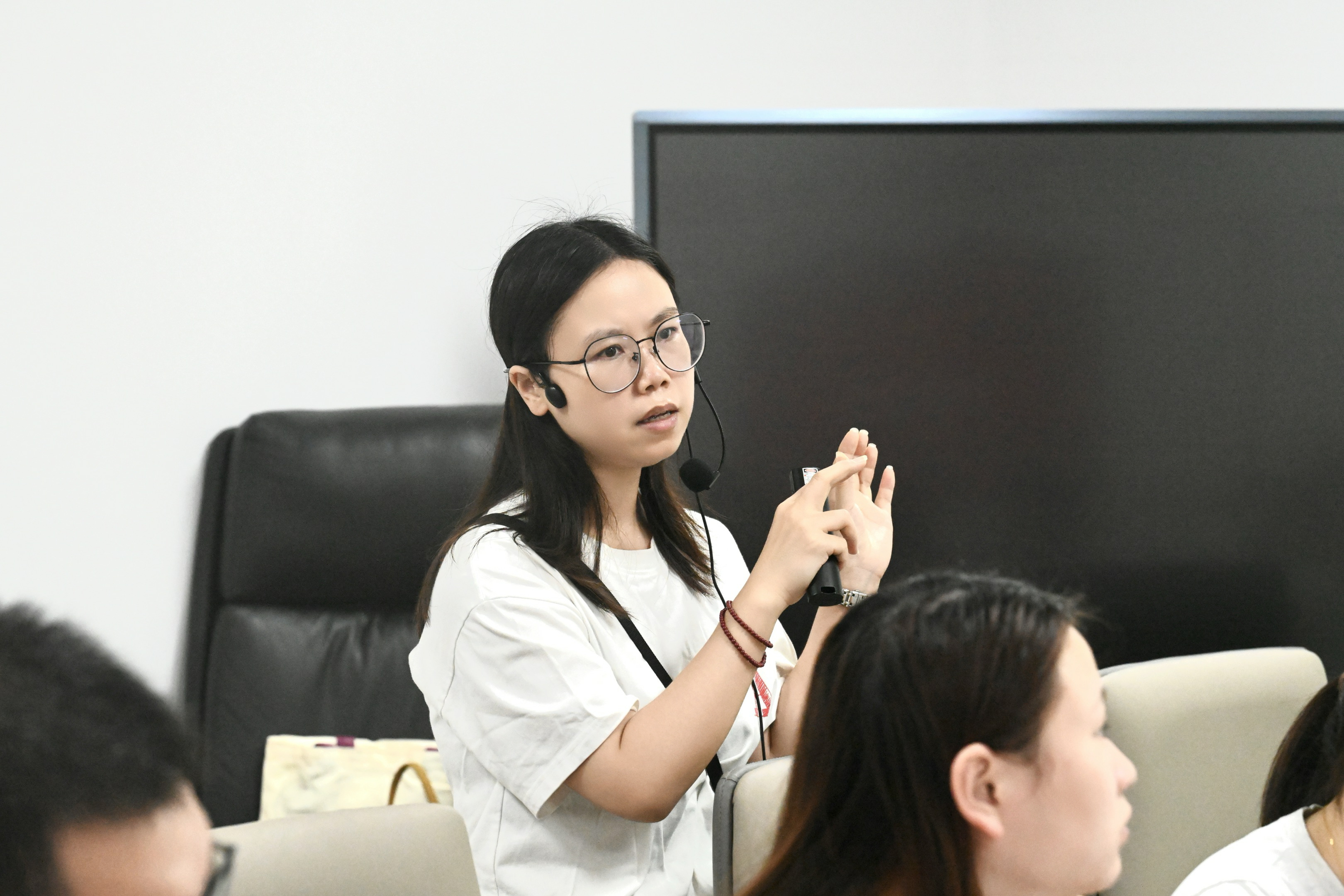 图 京美金牌讲师 亲临现场授课.jpg